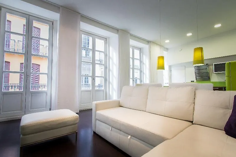 Hotel Holidays2Malaga Premium Apartments