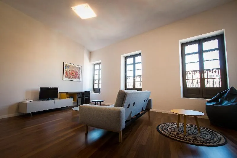 Hotel Holidays2Malaga Premium Apartments